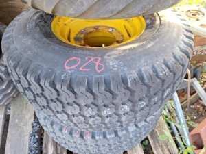 33x12.50-15 NHS 116A3 4PR Softrac Terra Tire m. Felg. Goodyear