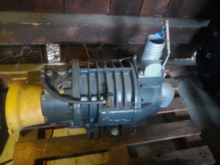 Hertl Vakuumpumpe gebraucht